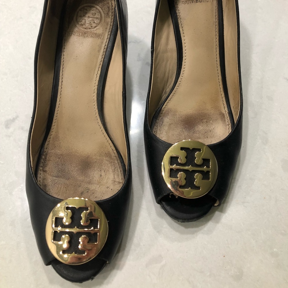 Tory Butch wedges size 8.5